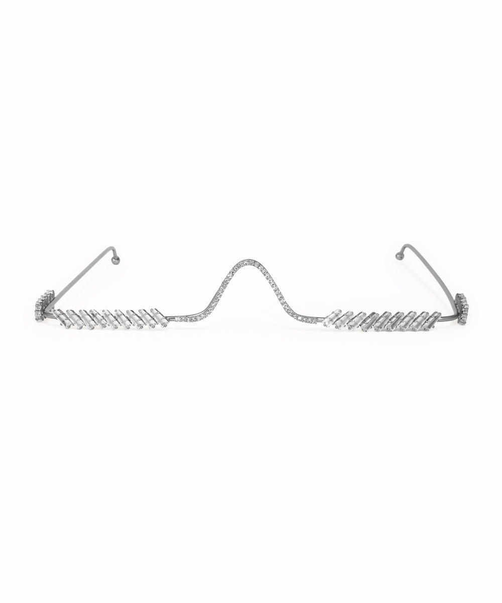 Wavy Crystal-Adorned Facelet | Stylika