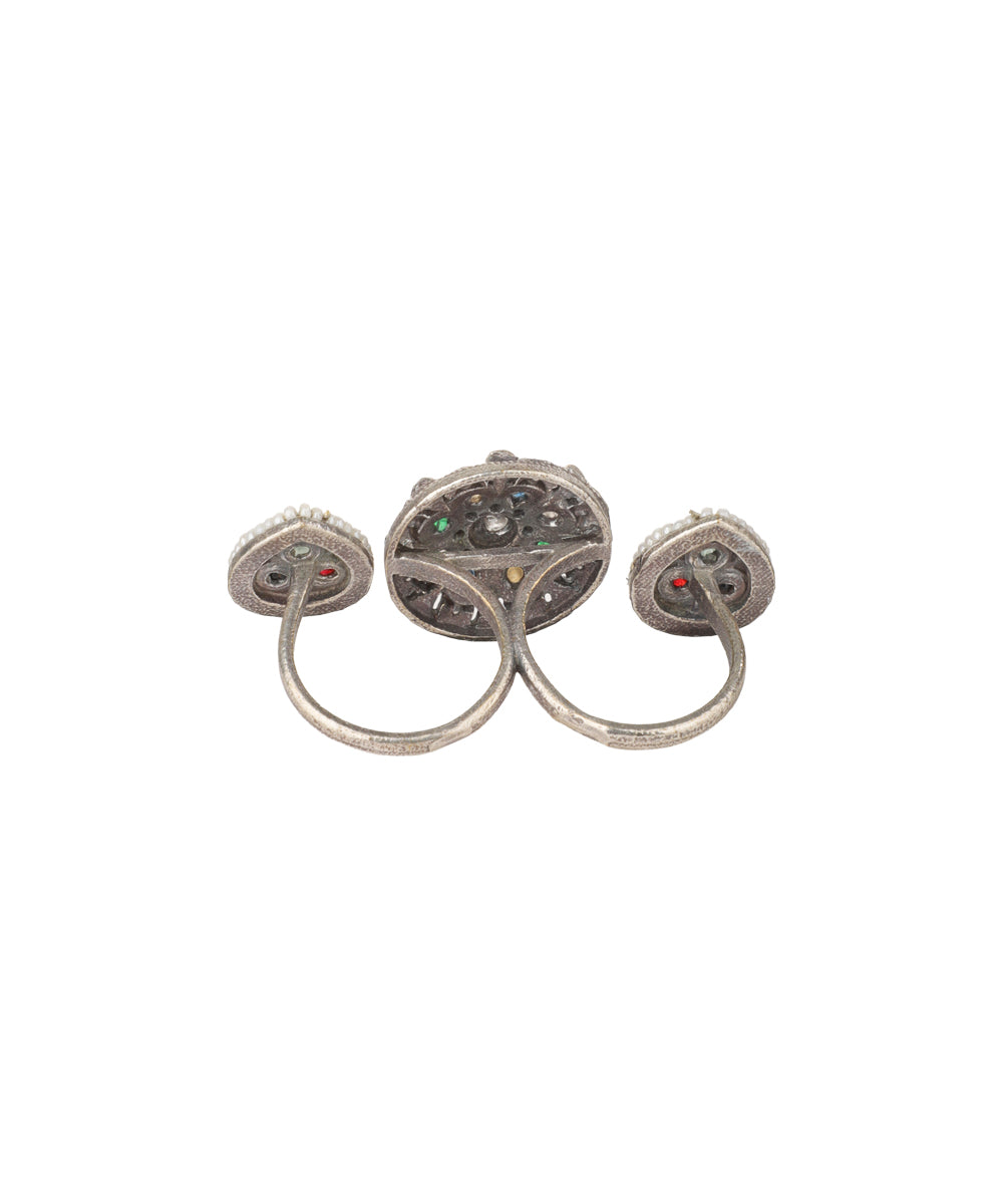 Petal Medallion Trio Ring | Stylika