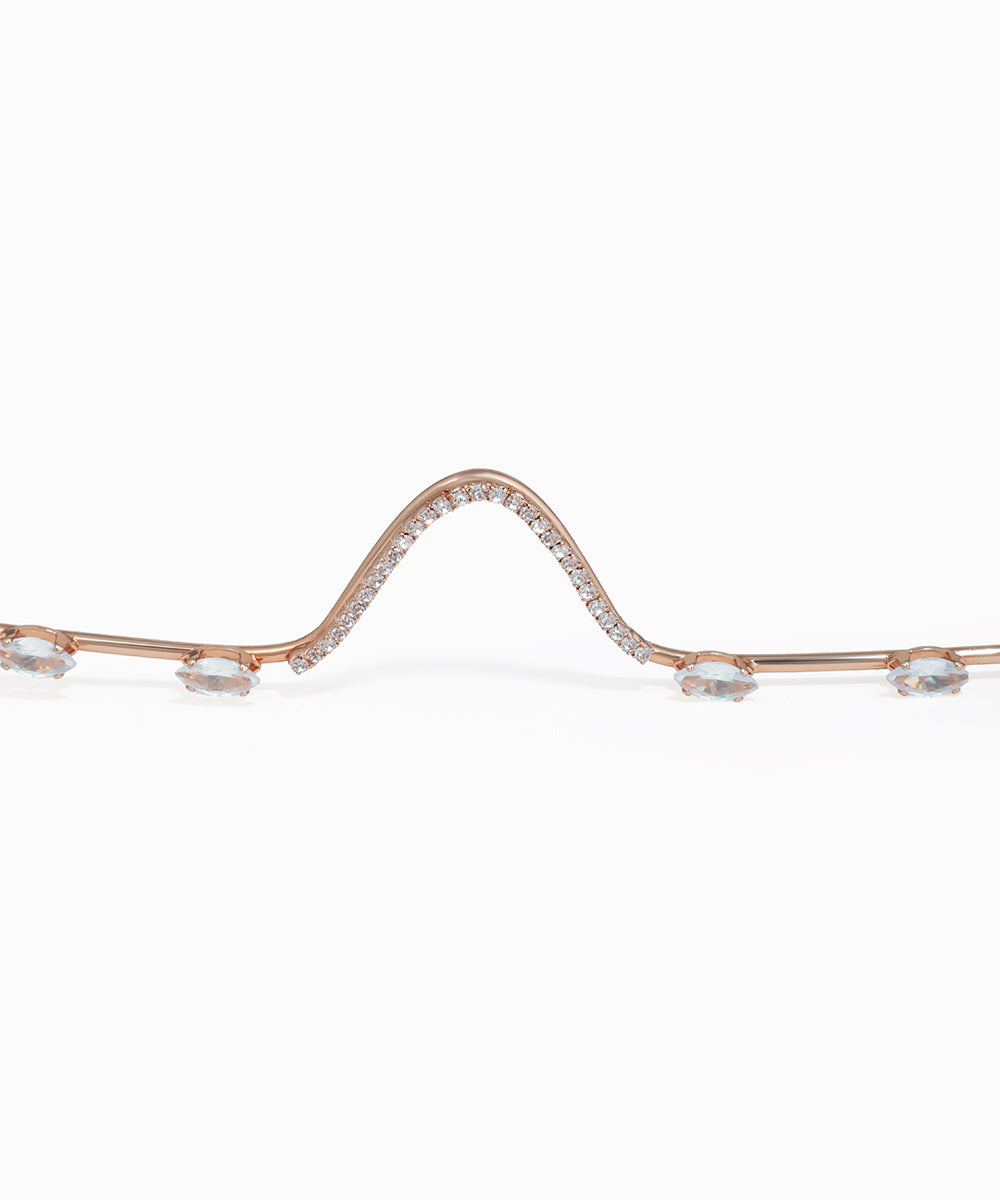 Wavy Embellished Contour Facelet | Stylika