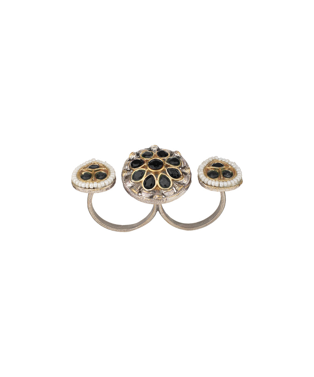 Petal Medallion Trio Ring | Stylika