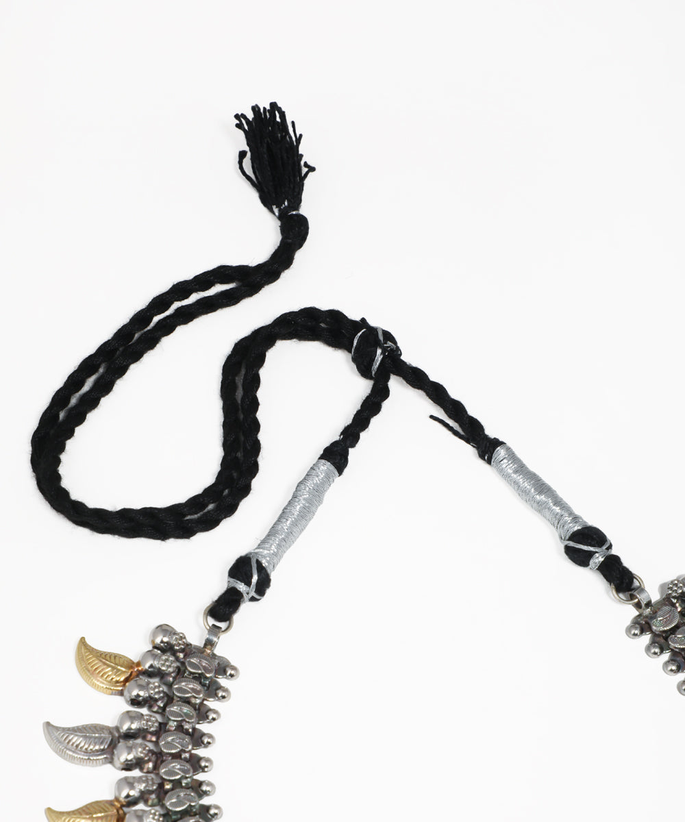 Handcrafted dual-tone oxidised jewelry set with dangling leaf charms