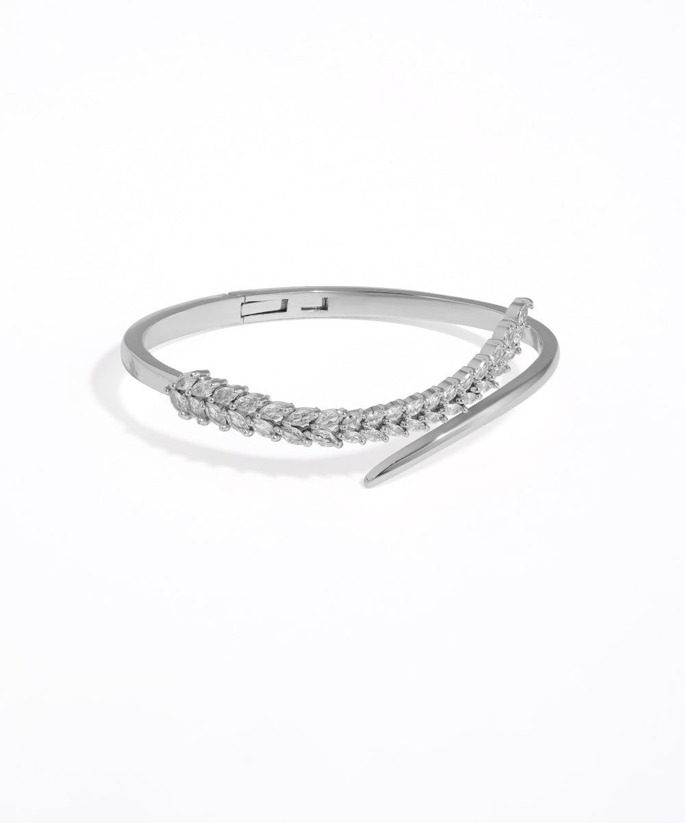 Sleek Open Bangle Bracelet with Curved Sparkle Detail | Stylika