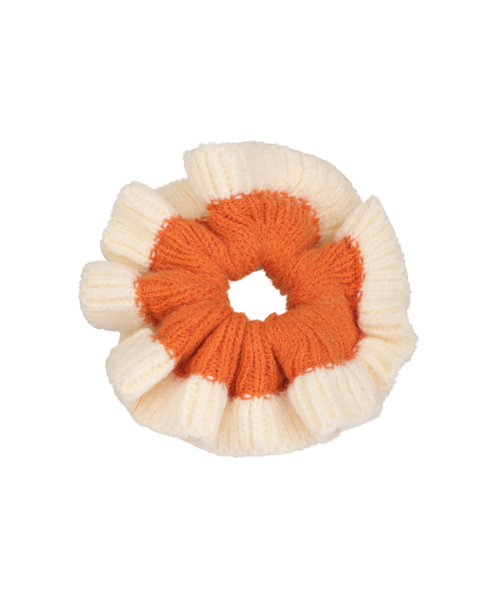 Two-Tone Knitted Scrunchie | STYLIKA