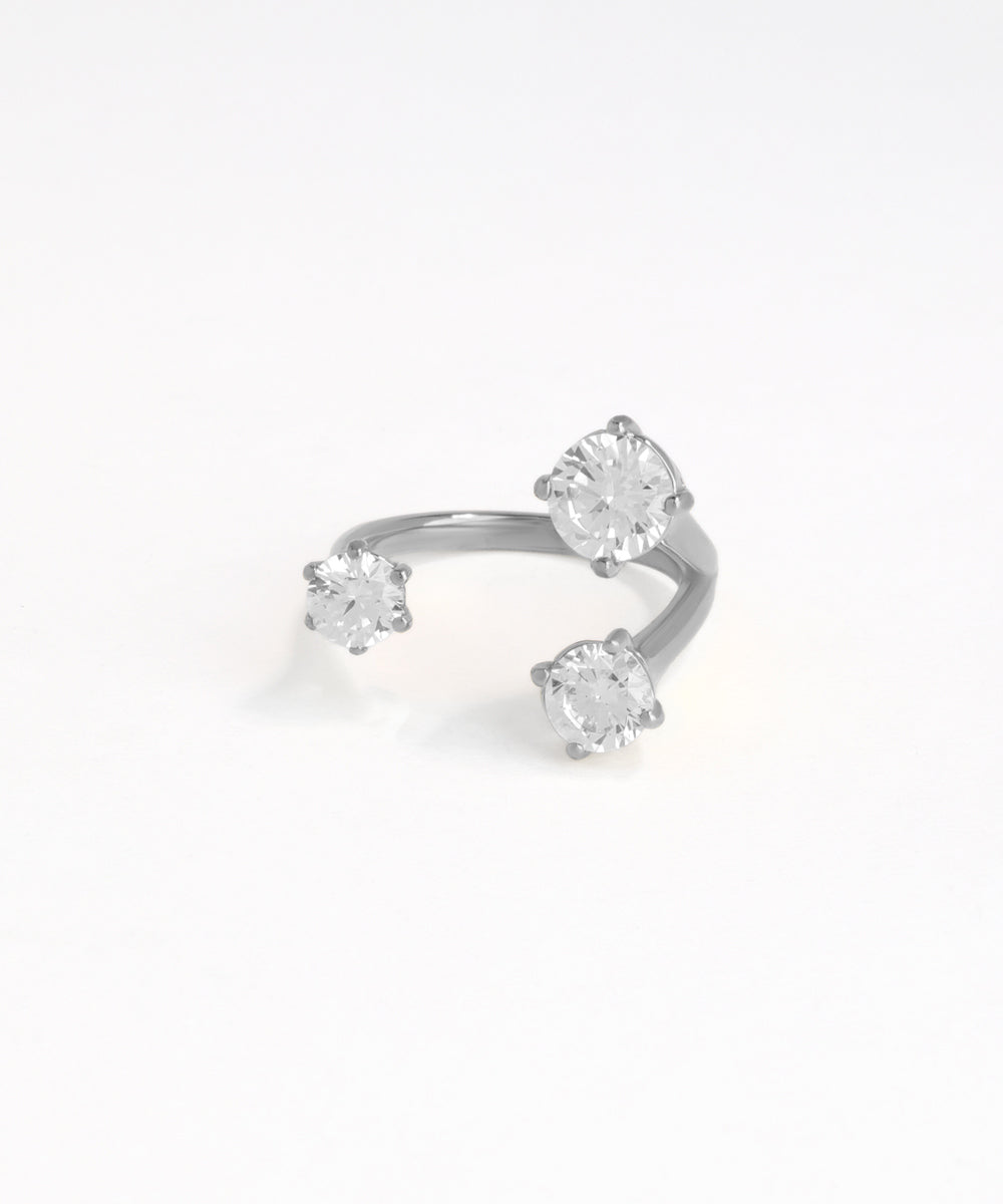 Contemporary Open Ring with Three Brilliant Stones | Stylika