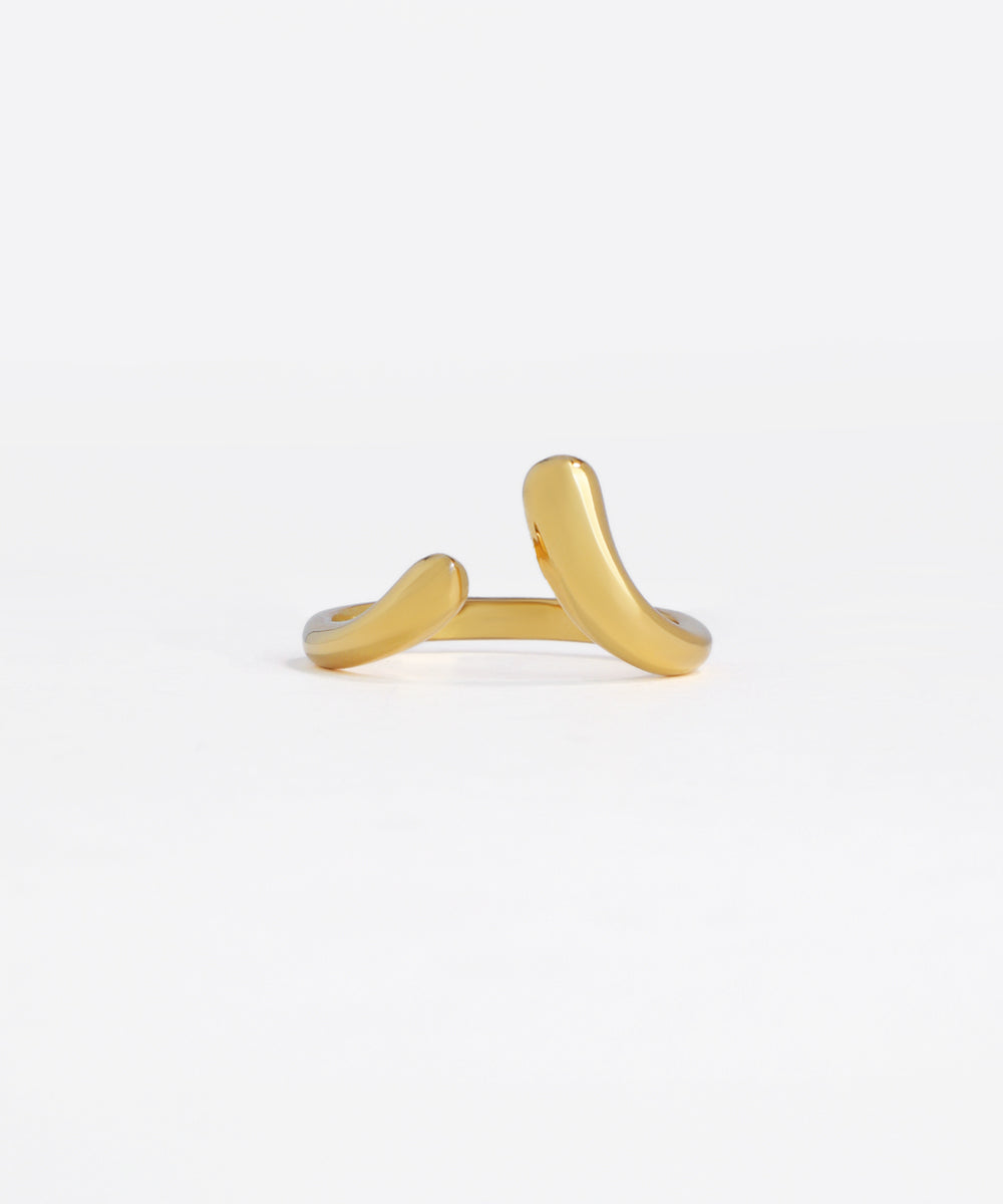 Fluid Sculptural Wave Design Open Ring | Stylika