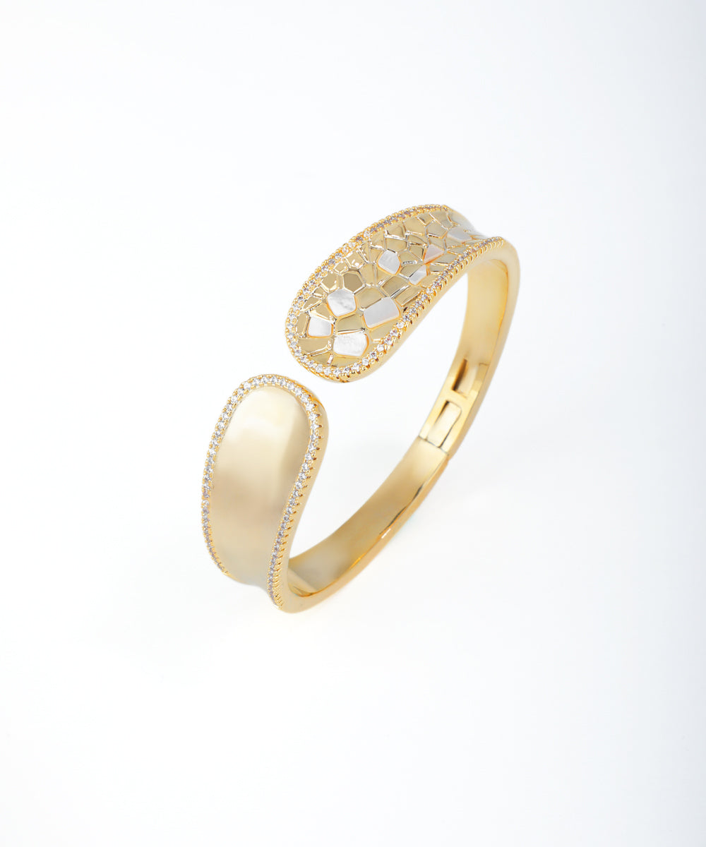 Artistic Open Bangle with Distinct Textured Inlay | Stylika