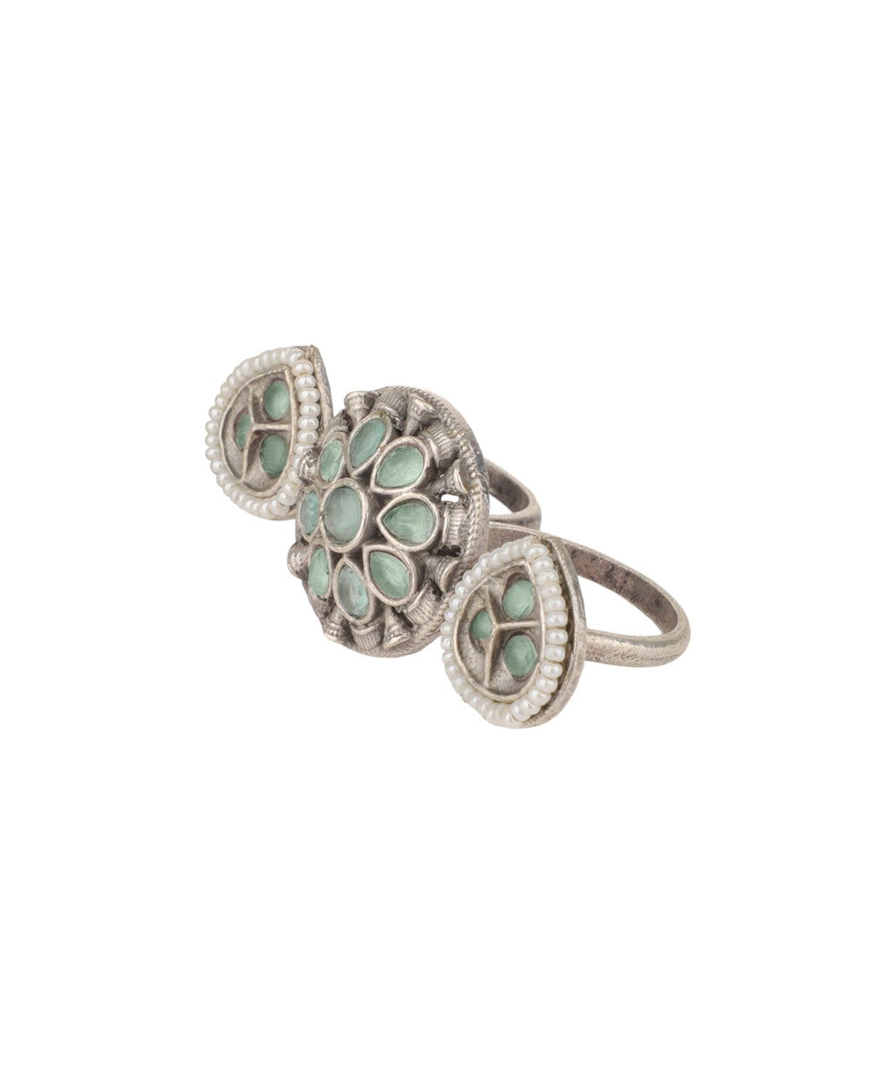 Petal Medallion Trio Ring | Stylika
