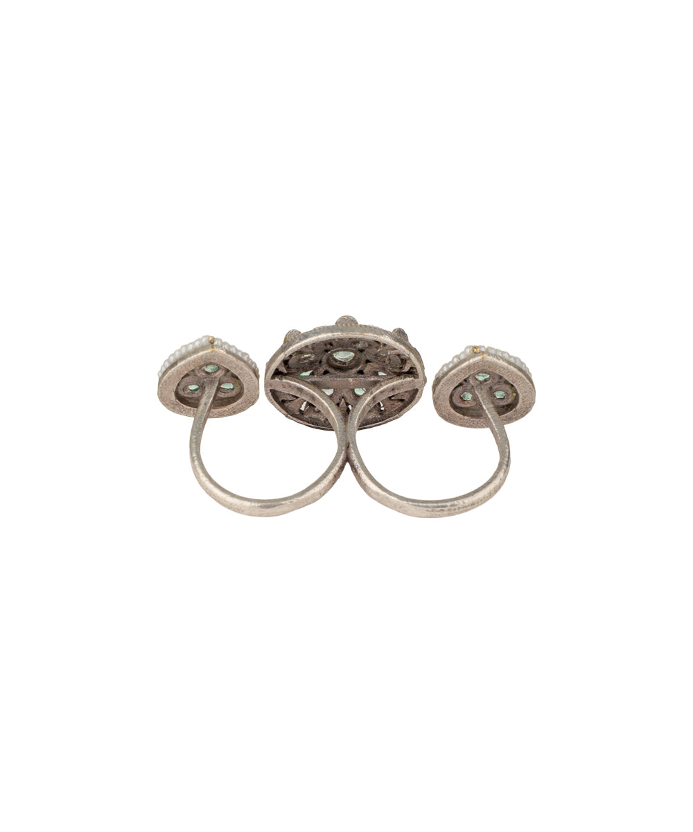 Petal Medallion Trio Ring | Stylika