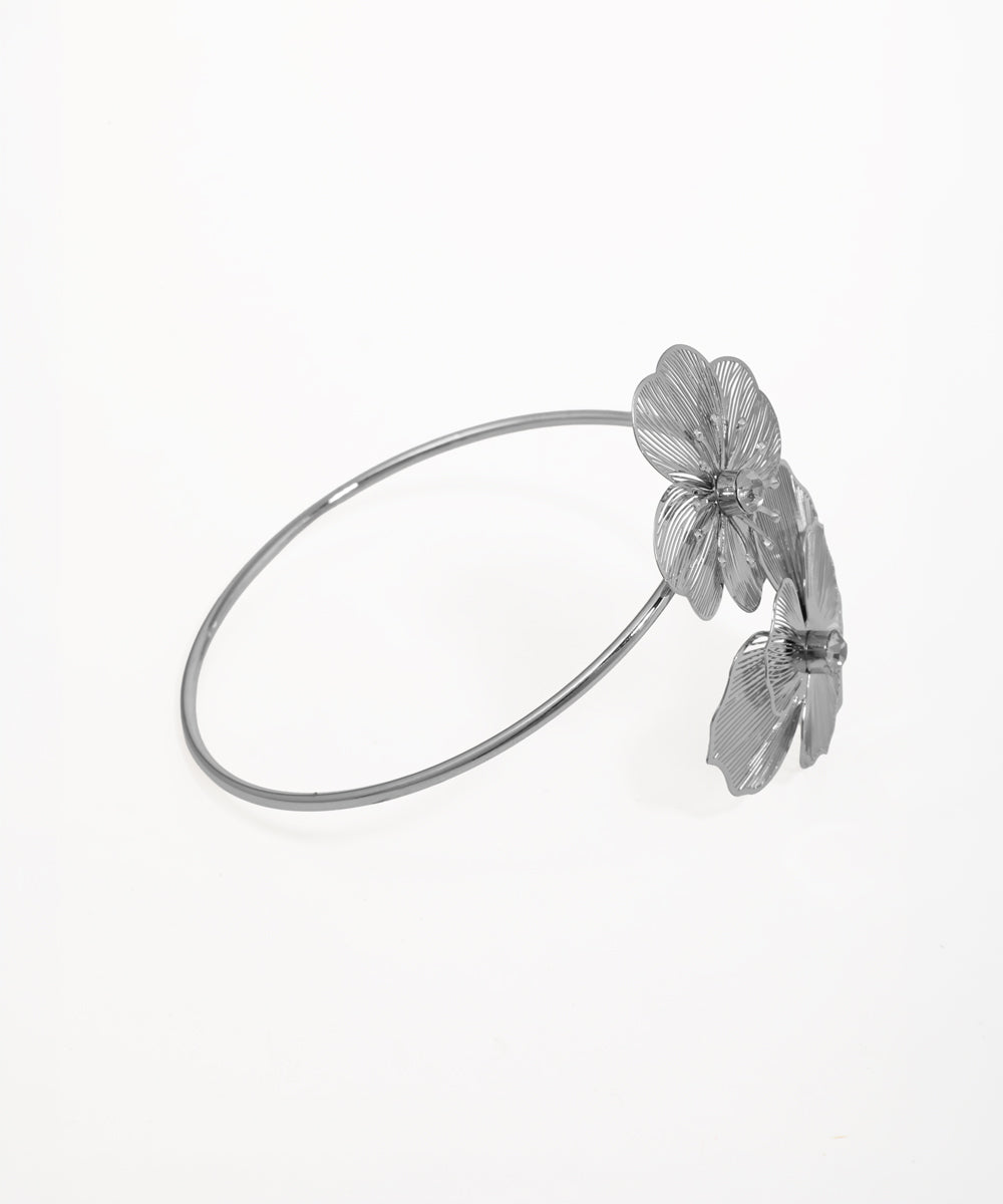 Delicate Filigree Floral Arm Cuff | Stylika