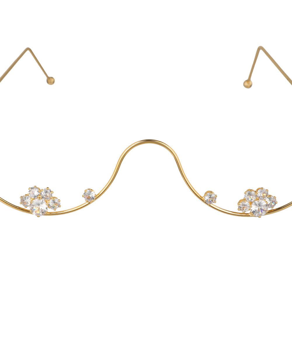 Wavy Floral Facelet with Sparkling Bride Charms | Stylika