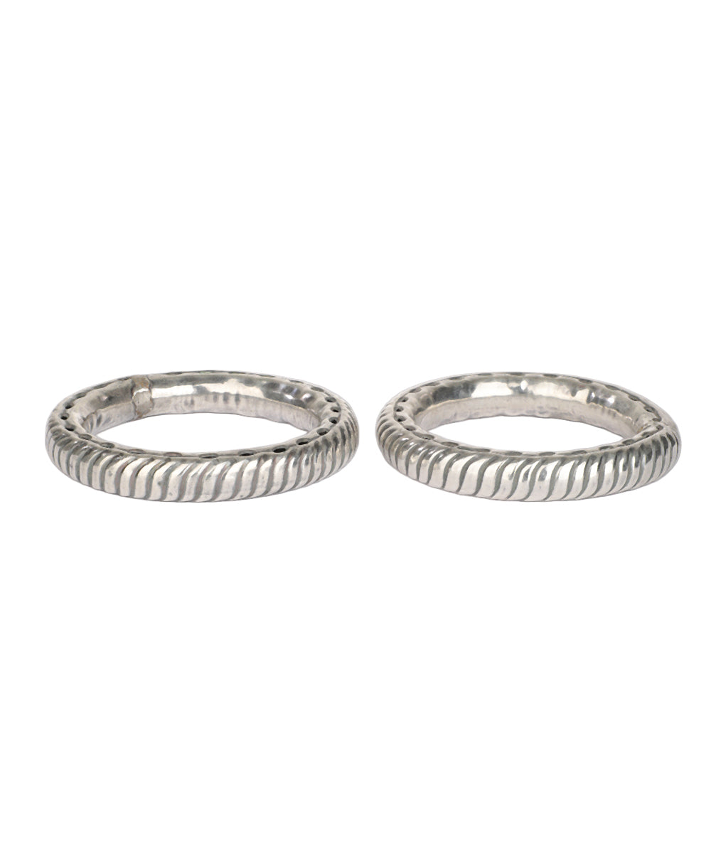 Ribbed Oxidised Bangle | Stylika