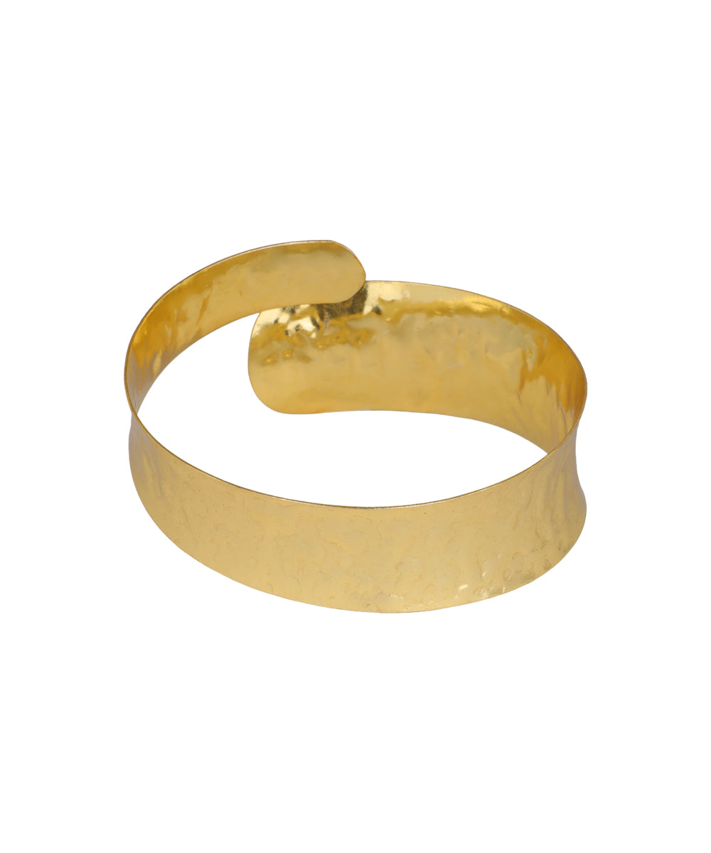 Contemporary Hammered Finish Wide Arm Cuff Accessory | Stylika