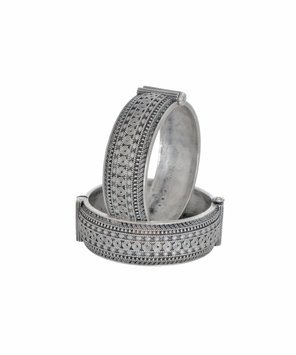 Intricate Pattern Oxidised Bangles | Stylika