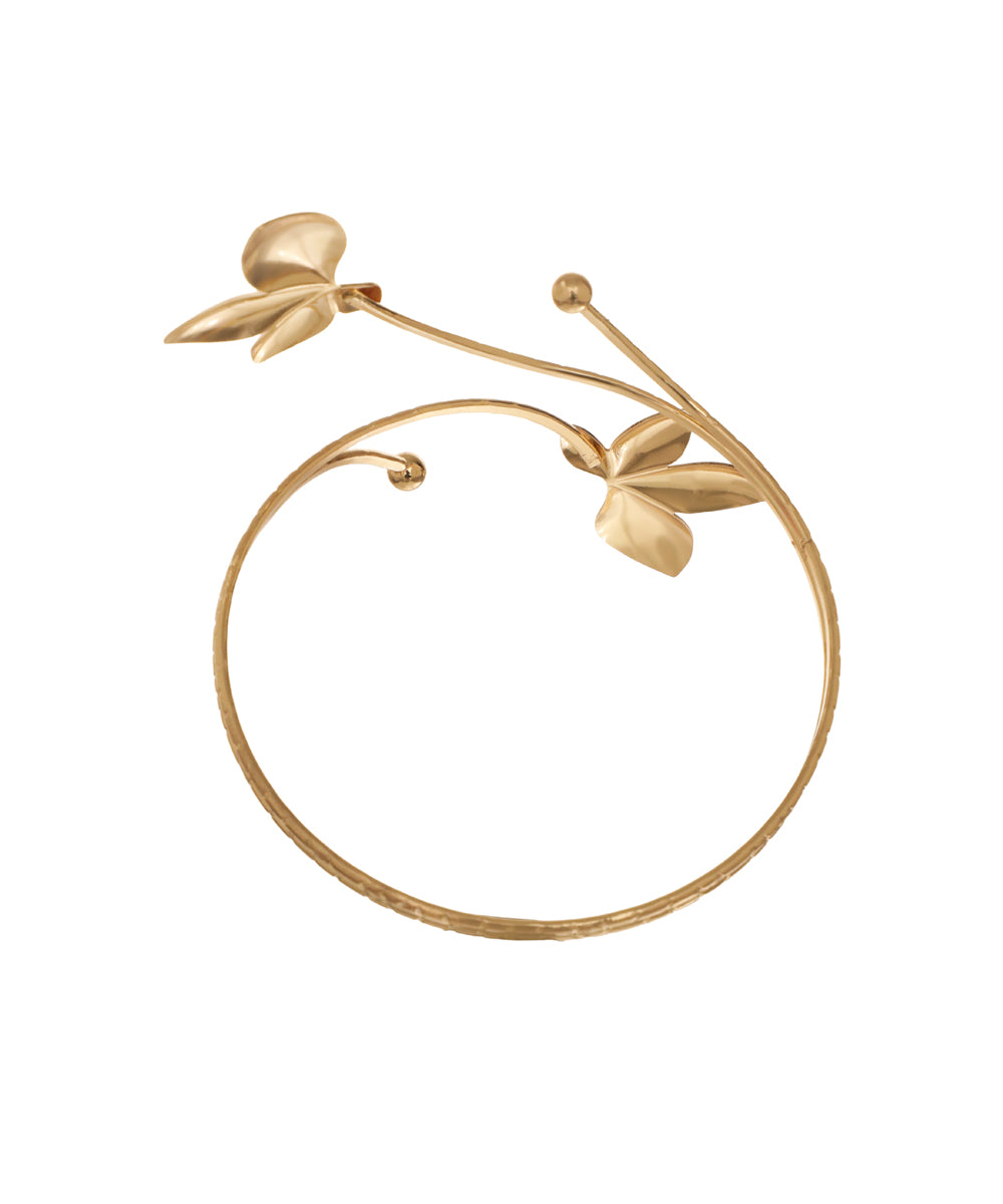 Nature-Inspired Sculptural Leaf Coil Arm Cuff | Stylika