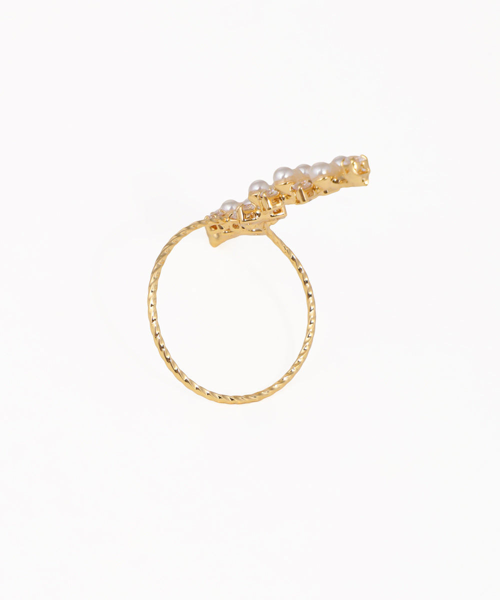 Sophisticated Wrap Ring with Flowing Embellishments | Stylika
