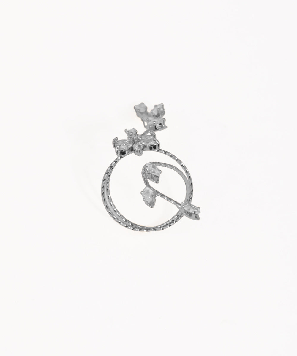 Elongated Sparkle Floral Vine Wrap Statement Ring | Stylika