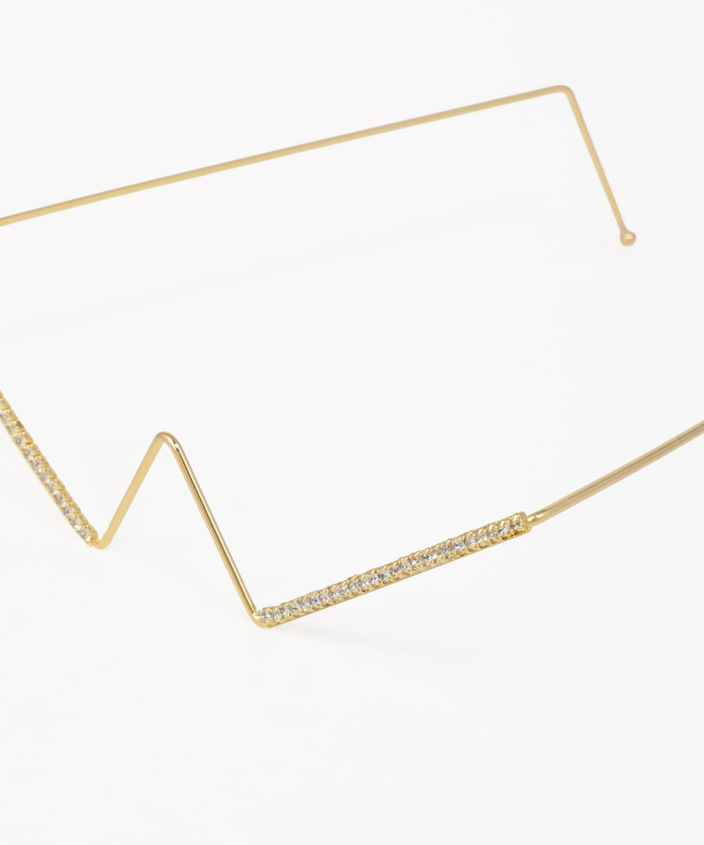 Eye-Catching Geometric Sparkle Contour Facelet | Stylika