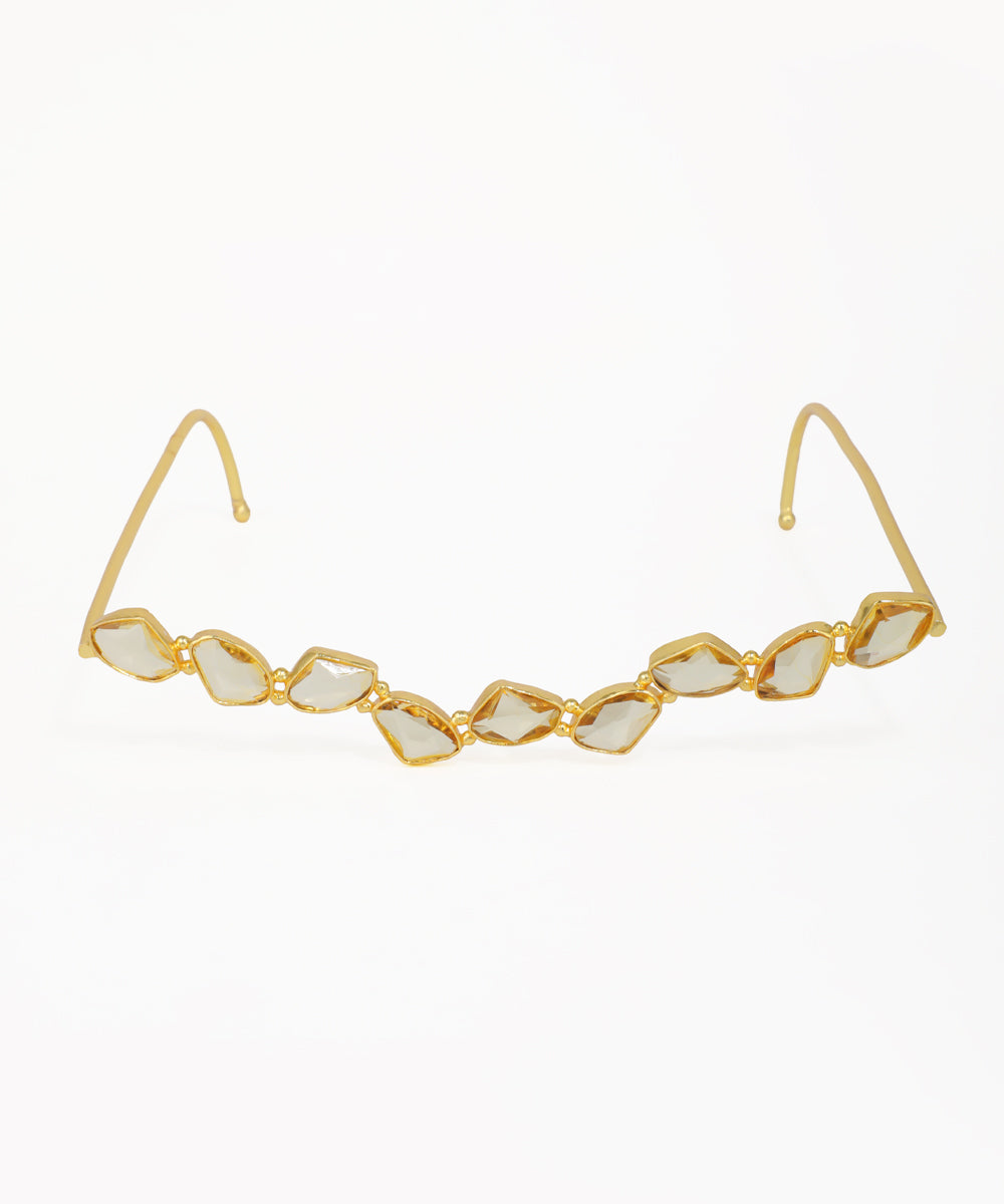 Gold-tone facelet with clear geometric glass crystals
