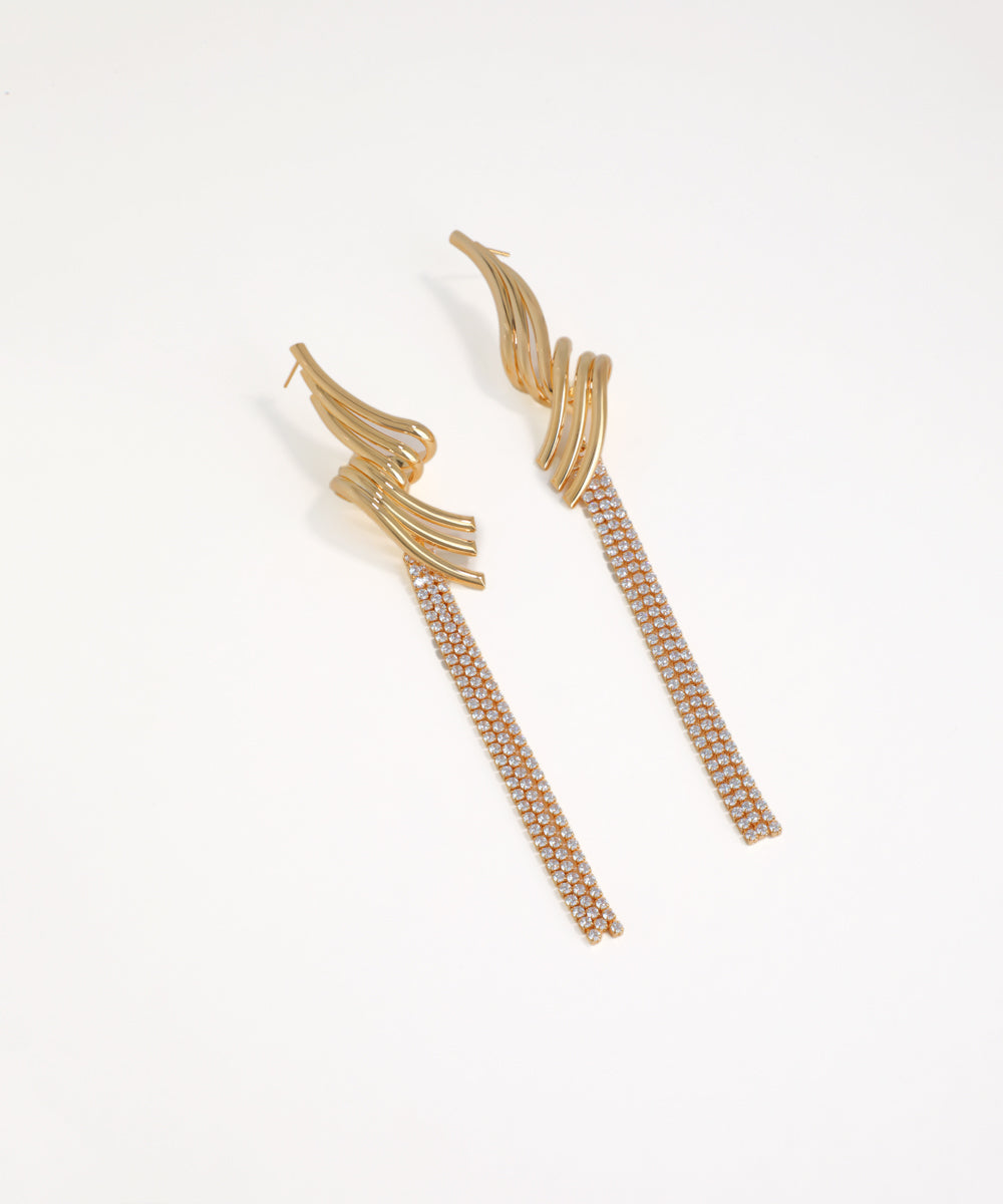 Modern Abstract Wave Drop Earrings – Sculpted Statement Jewelry