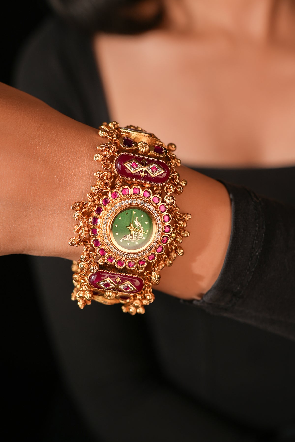 Morni Regal Heritage Bracelet Watch (Ruby) | Stylika