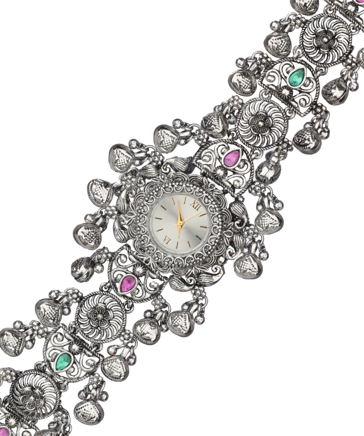 Flexible bracelet watch featuring an intricate layered design
