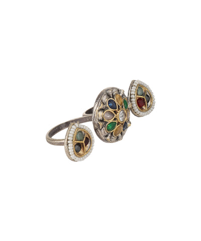 Petal Medallion Trio Ring | Stylika