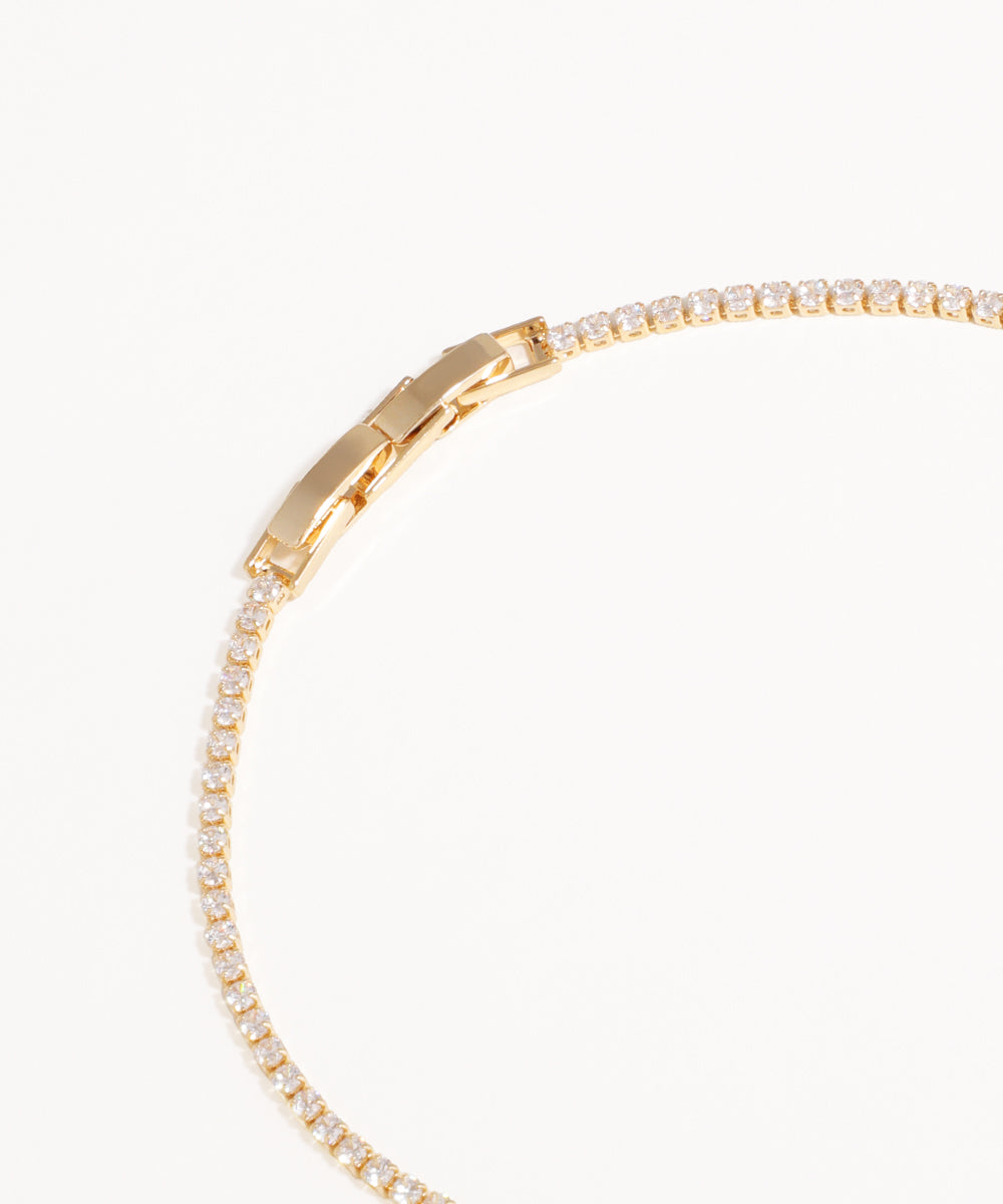 Sleek Tennis Chain with Subtle Heart Pendant Necklace with Earrings | Stylika