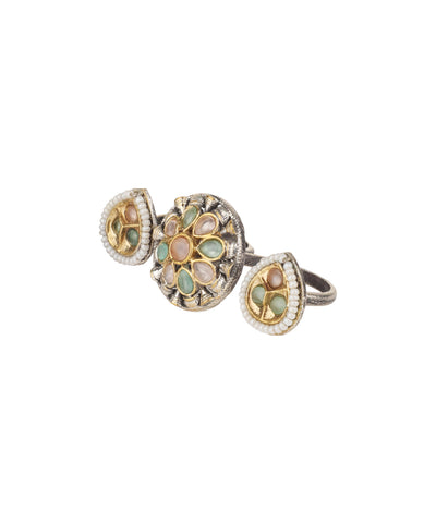 Petal Medallion Trio Ring | Stylika
