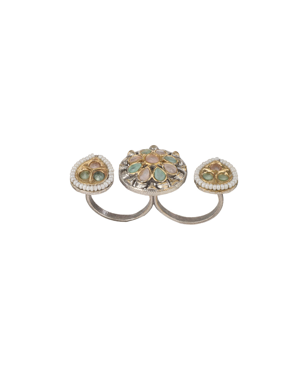 Petal Medallion Trio Ring | Stylika