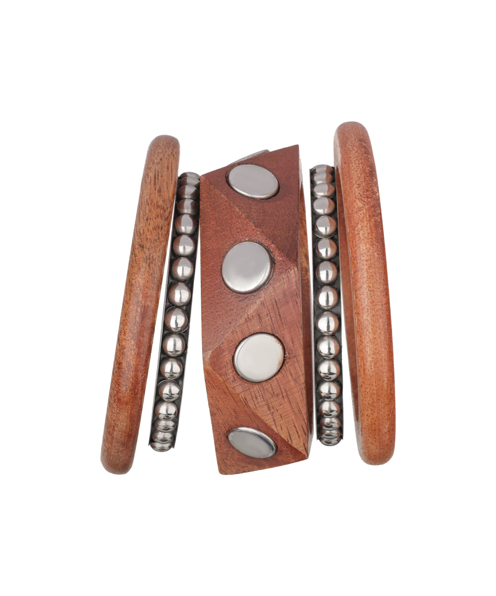 Wooden kada with stacked beaded bangles motif