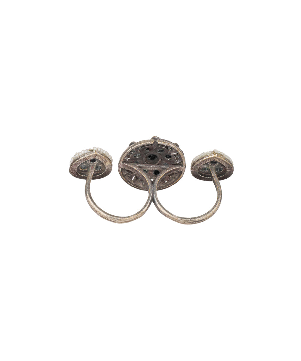 Petal Medallion Trio Ring | Stylika