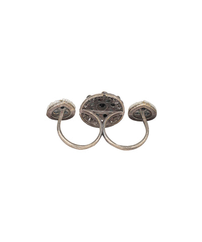 Petal Medallion Trio Ring | Stylika