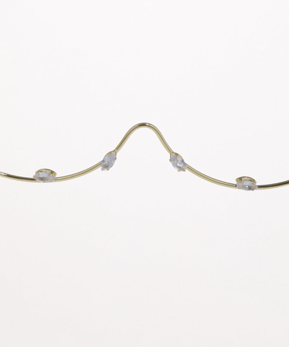 Wavy Delicate Facelet | Stylika