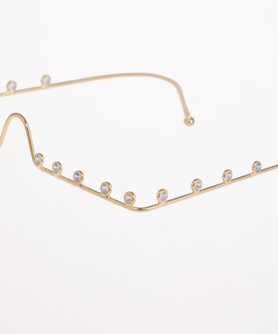 Fashion-Forward Wavy Outline Facelet | Stylika