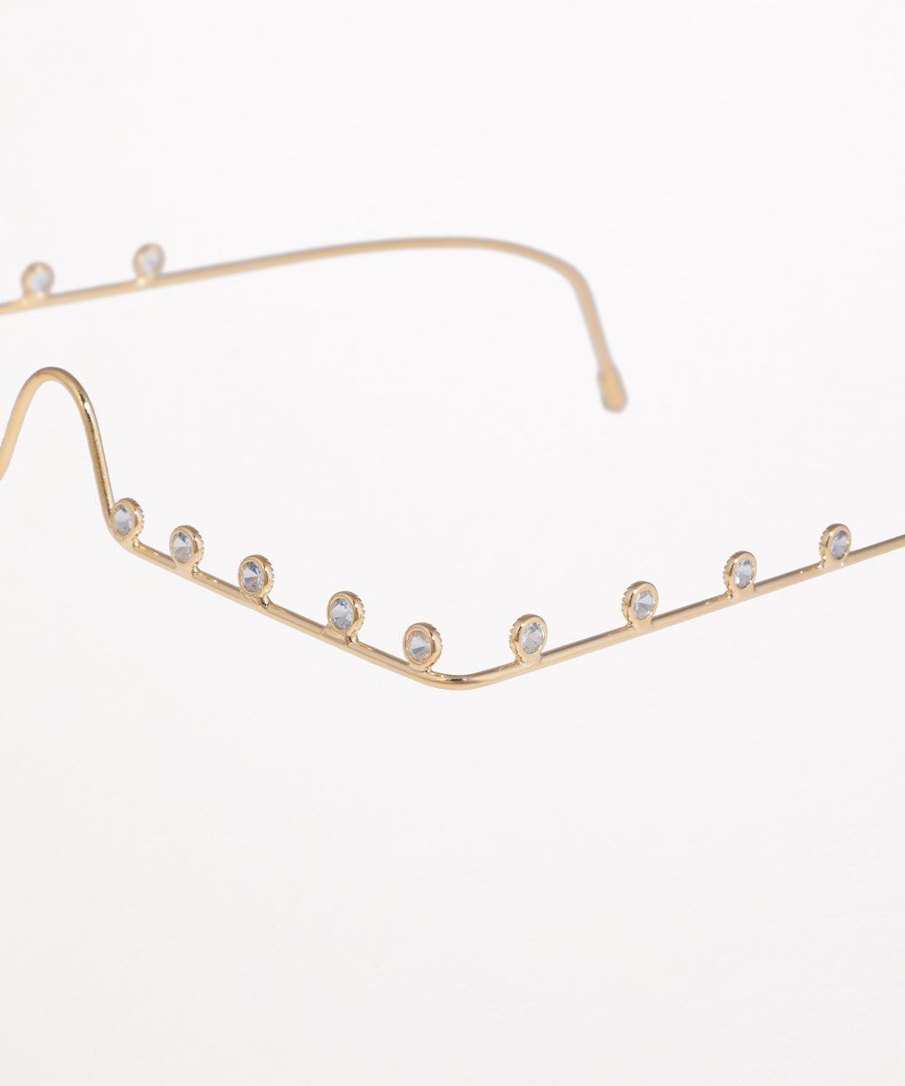 Fashion-Forward Wavy Outline Detail Facelet | Stylika