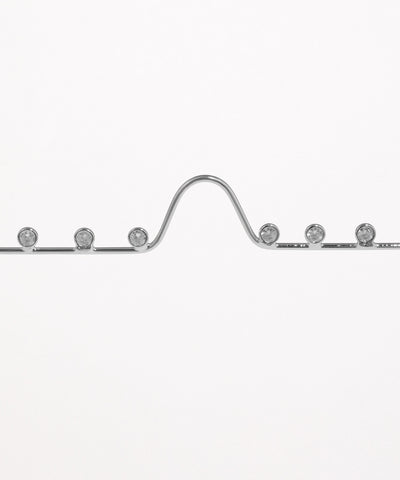 Fashion-Forward Wavy Outline Facelet | Stylika