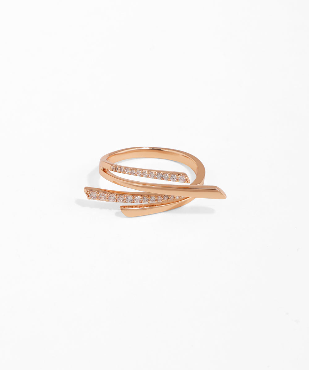Contemporary Curved Layered Crossover Band Ring | Stylika