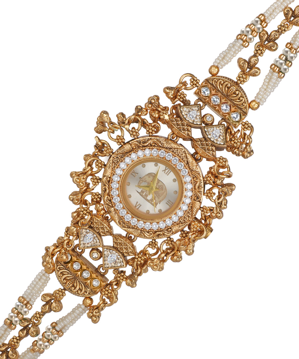 Heritage Bracelet Watch featuring a multi-strand structure