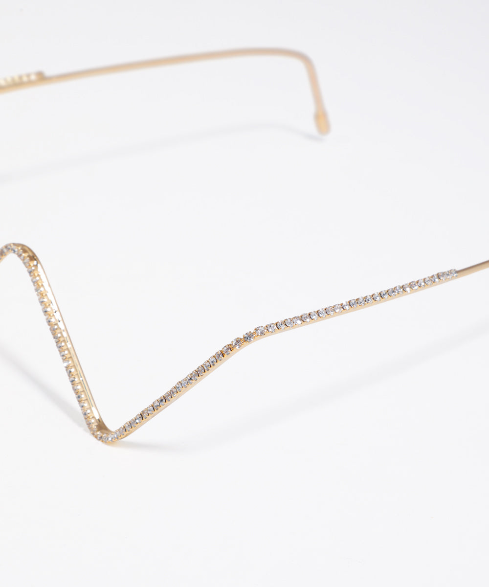 Geometric Wavy Facelet for a Bold Statement | Stylika