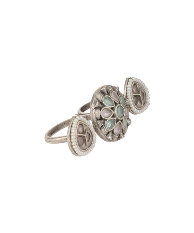 Petal Medallion Trio Ring | Stylika