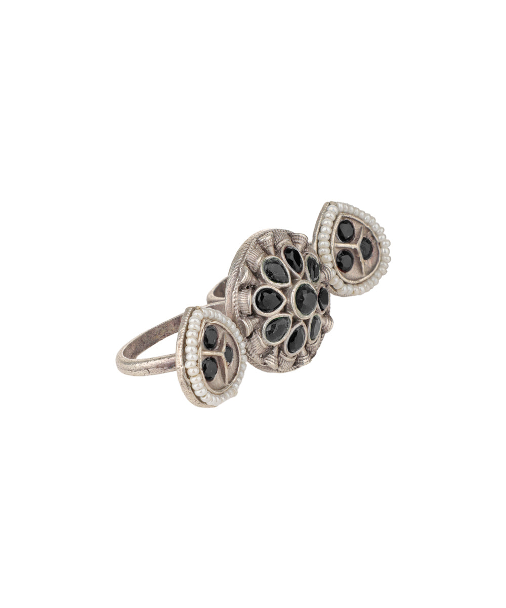 Petal Medallion Trio Ring | Stylika