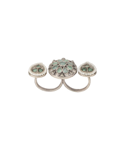 Petal Medallion Trio Ring | Stylika