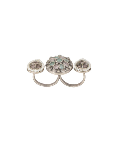 Petal Medallion Trio Ring | Stylika