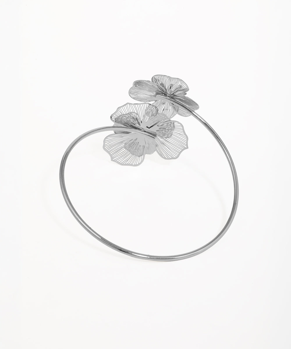 Delicate Filigree Floral Arm Cuff | Stylika
