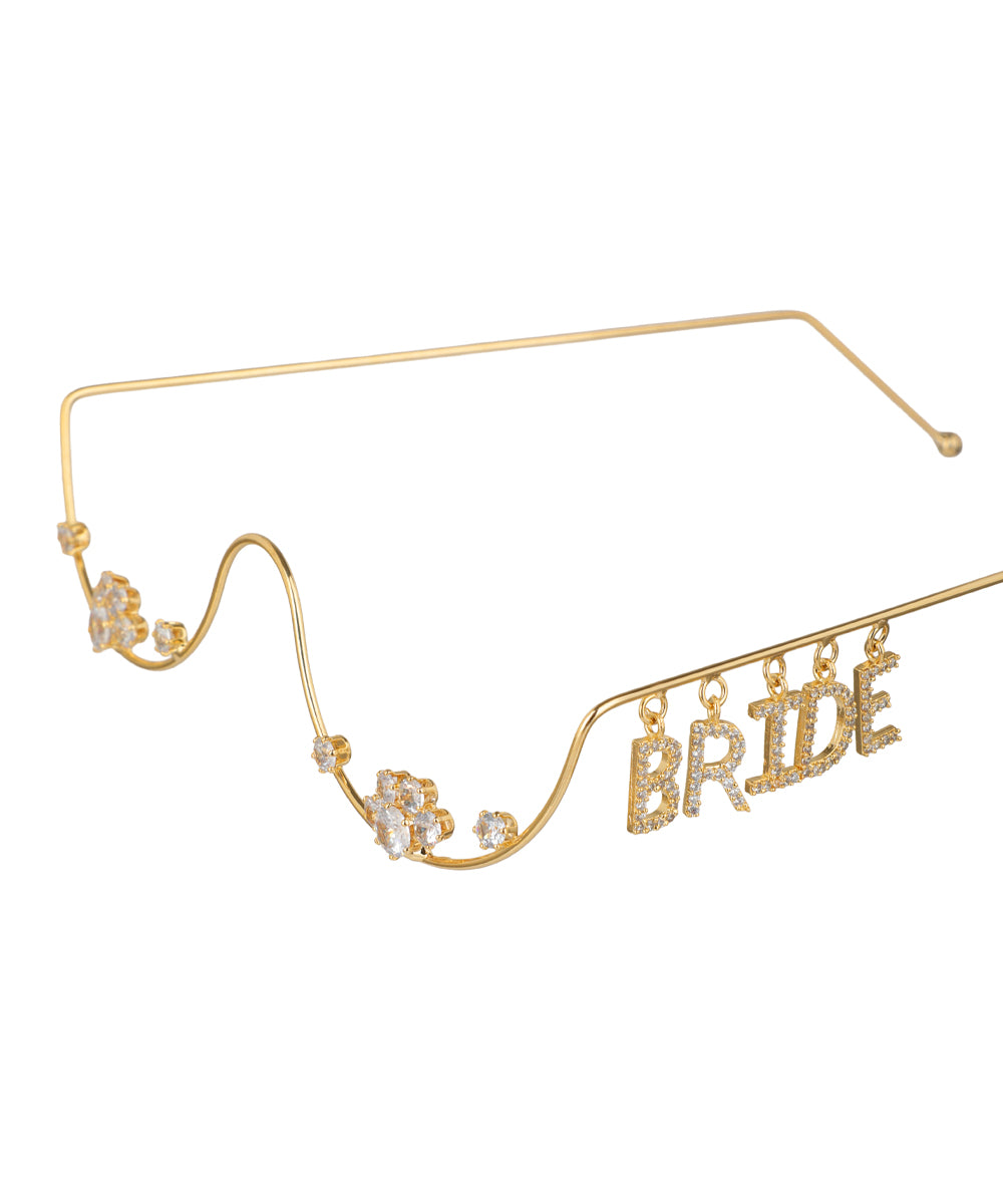 Wavy Floral Facelet with Sparkling Bride Charms | Stylika