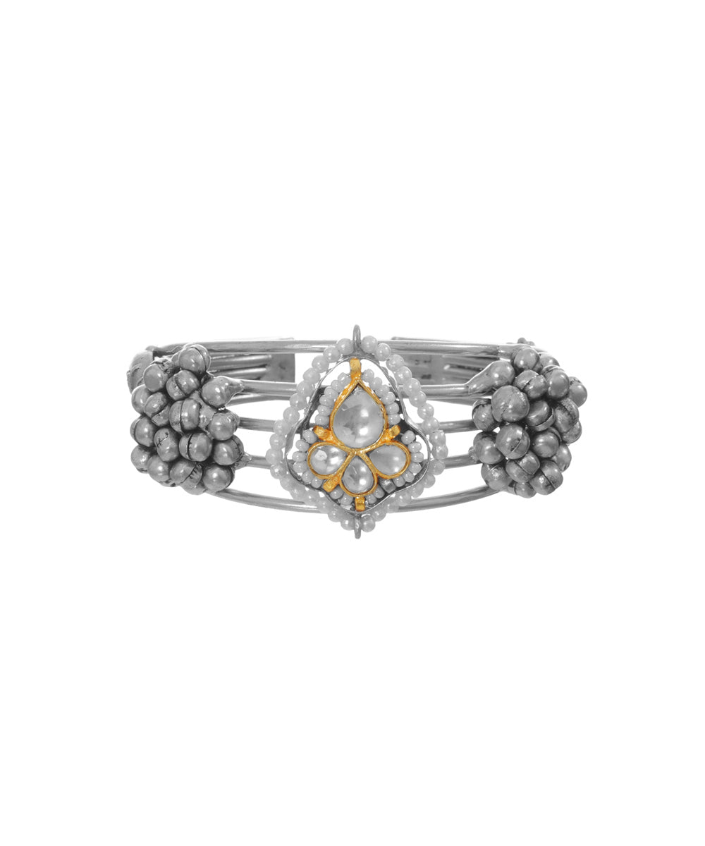 Oxidised dise Central Motif Bead Cluster Cuff Bracelet | Stylika