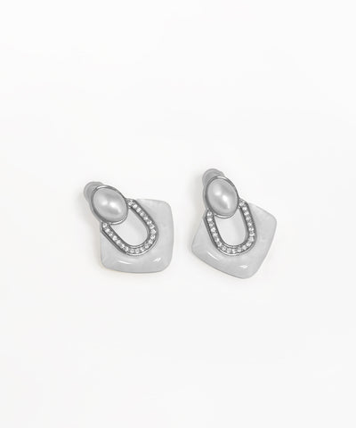Silver-tone hair tiara with elegant wave design and secure fasteners