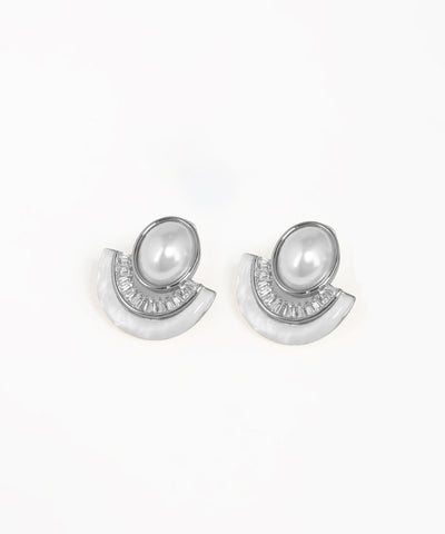 Gold fan-shaped stud earrings featuring a contemporary arc silhouette