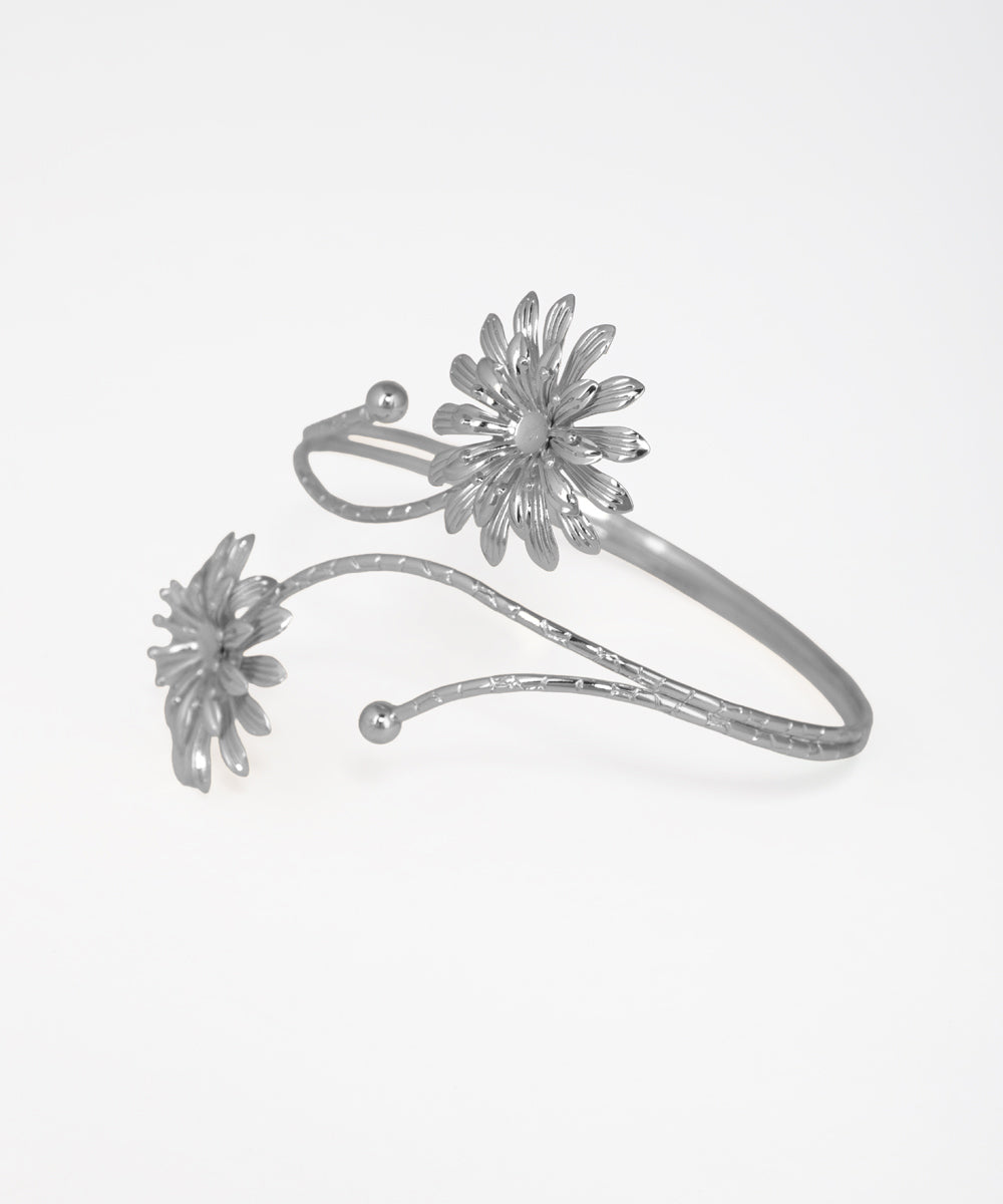 Intricate Floral Design Statement Arm Cuff | Stylika