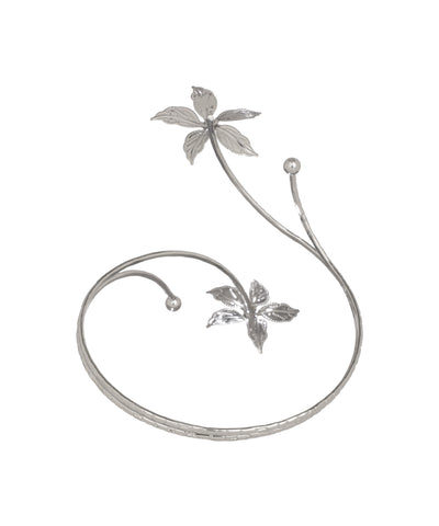 Delicate Floral Motif Open Arm Cuff | Stylika